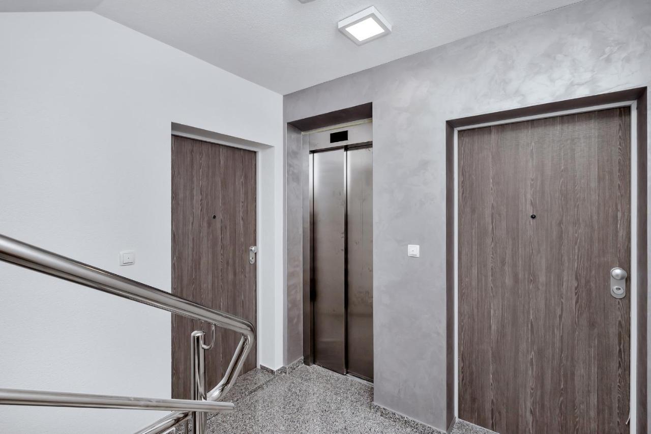 Luxury Apartment Macola Free Beach Parking Makarska Exterior foto